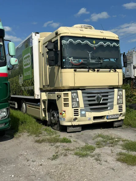 Renault MAGNUM 440dxi 2007 - 10