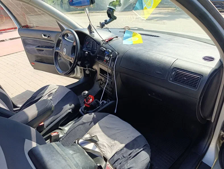 Volkswagen Golf 1999 - 6