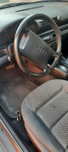 Audi A4 1996 - 13