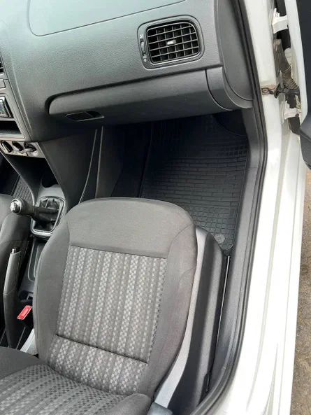 Volkswagen Polo 2016 - 12