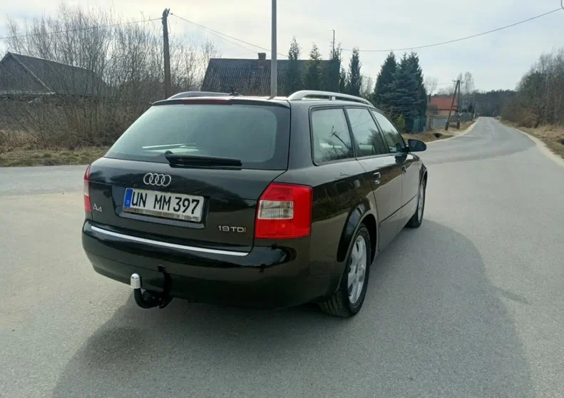 Audi A4 2004 - 8