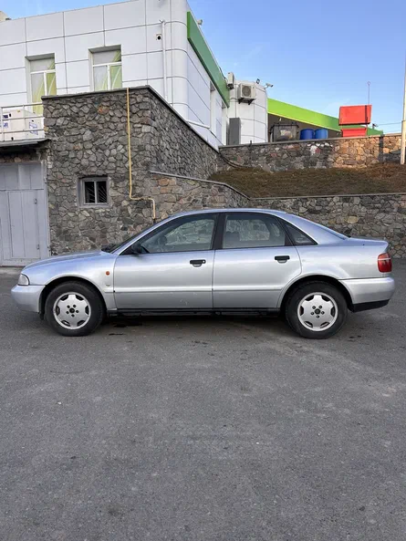 Audi A4 1996 - 10