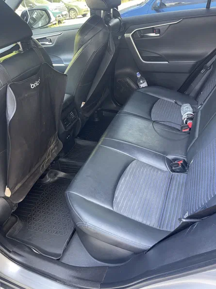 Toyota RAV4 2021 - 6