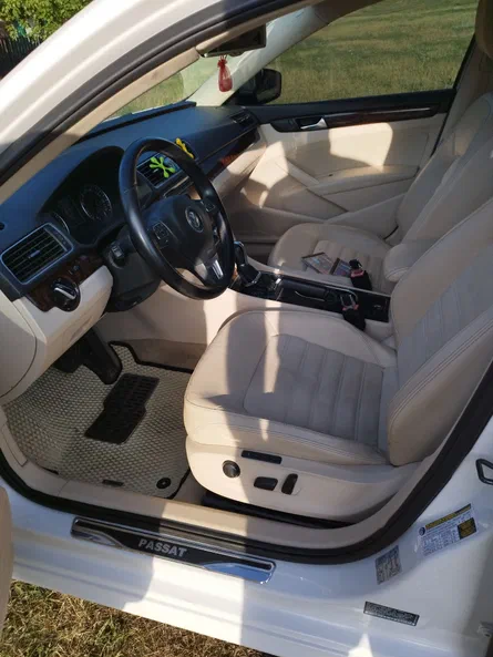 Volkswagen Passat (North America and China) 2013