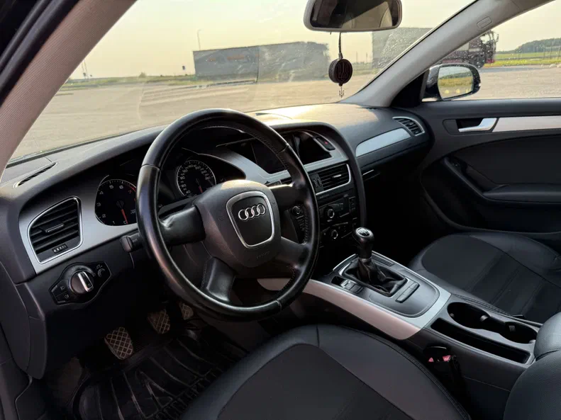 Audi A4 2009 - 7