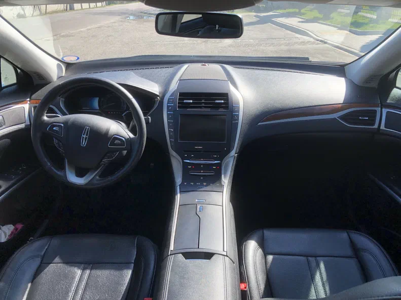 Lincoln MKZ 2015 - 12