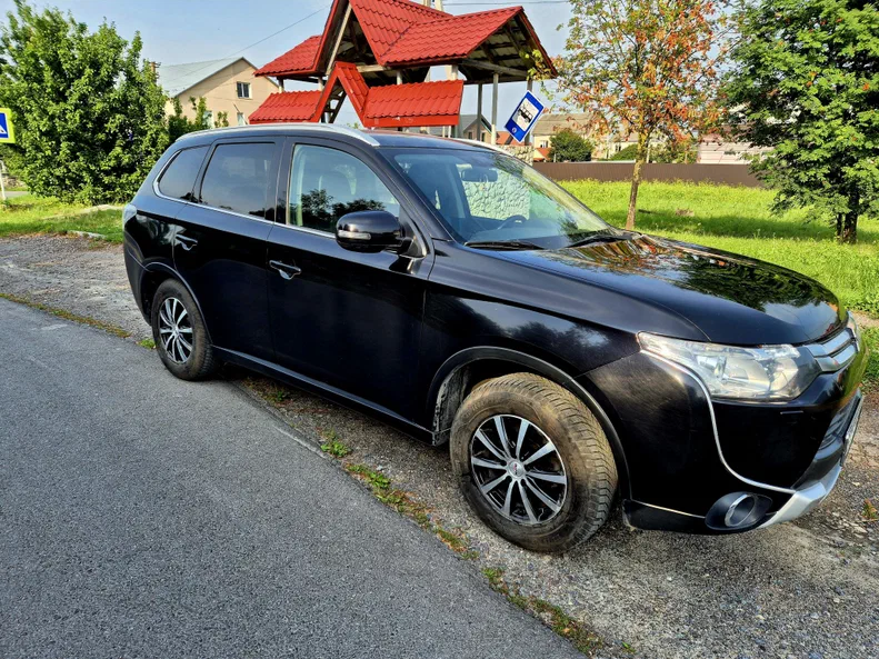 Mitsubishi Outlander 2014 - 8