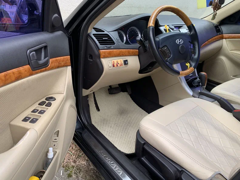 Hyundai Sonata 2008 - 10