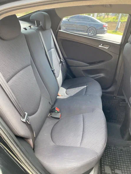 Hyundai Accent 2013 - 9