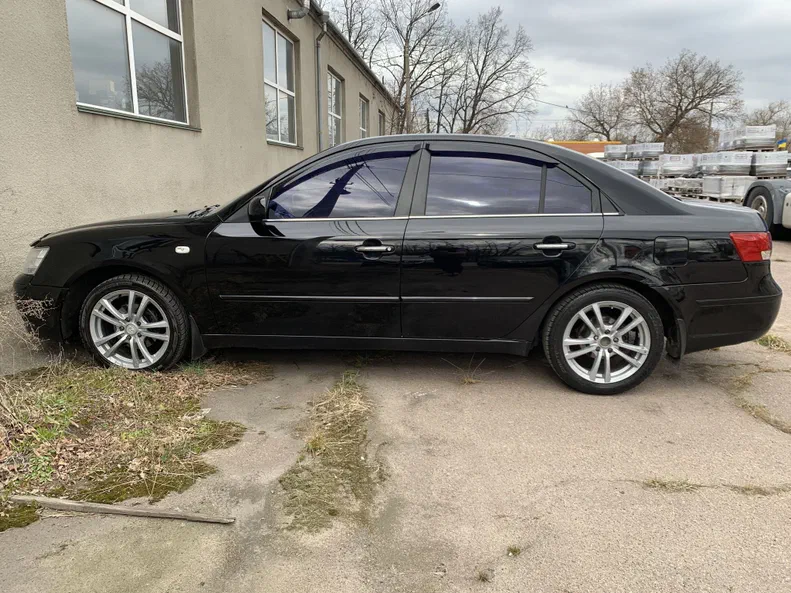 Hyundai Sonata 2008 - 17