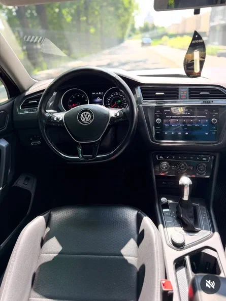 Volkswagen Tiguan 2017 - 9