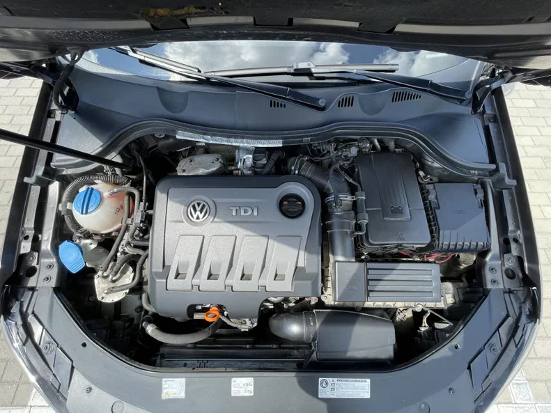 Volkswagen Passat 2012 - 11
