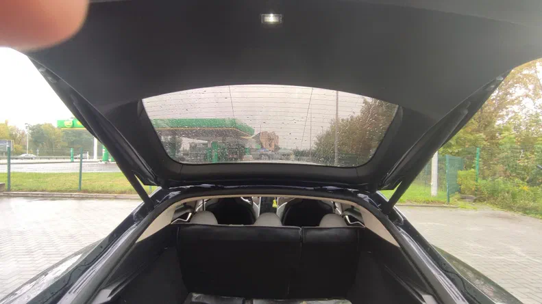 Tesla Model S 2015 - 13