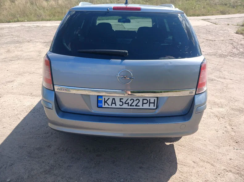Opel Astra 2008 - 9