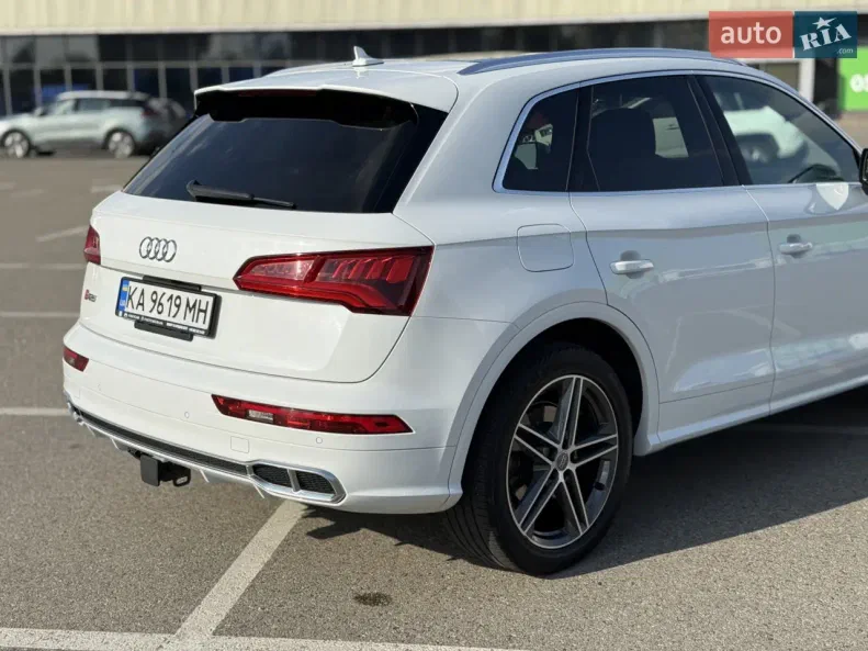 Audi SQ5 2019