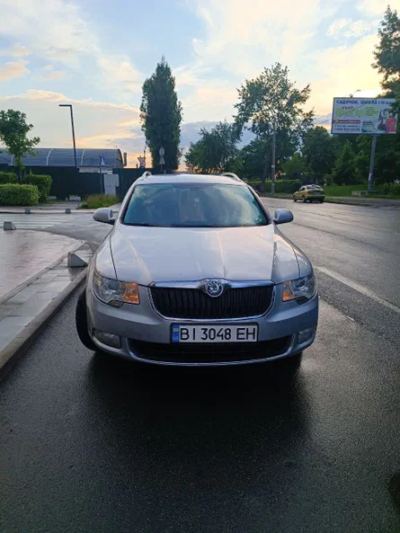 Skoda Superb 2010 - 9
