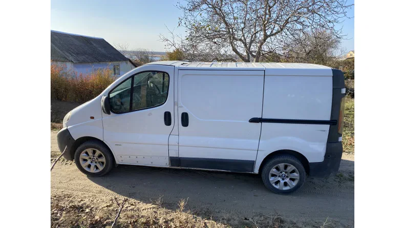 Opel Vivaro 2005