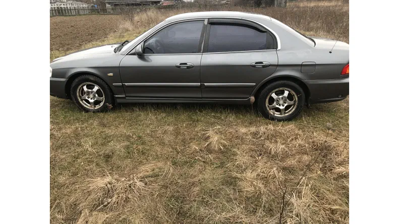 Kia Magentis 2002