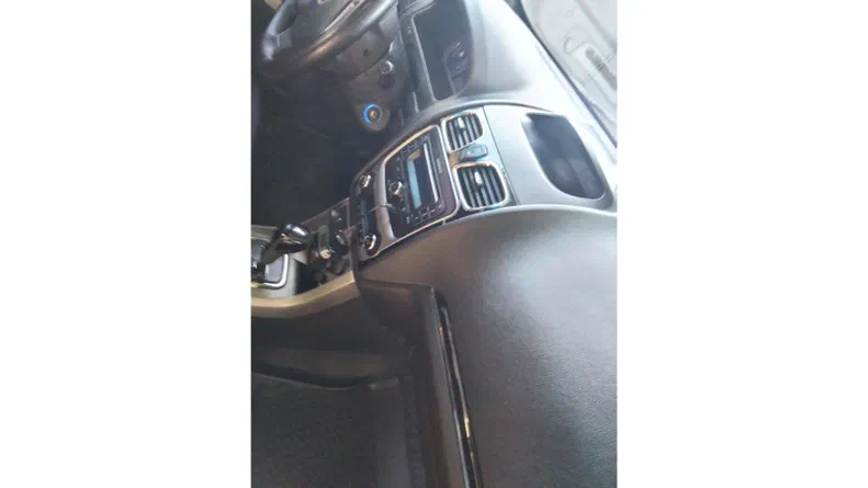 Geely Emgrand EC7 2013