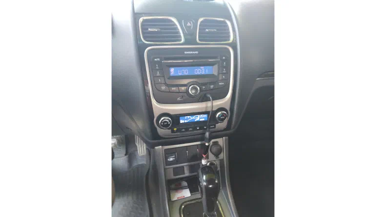 Geely Emgrand EC7 2013 - 6