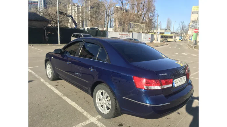 Hyundai Sonata 2009