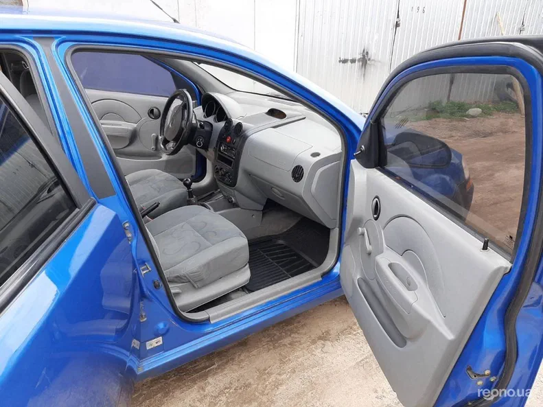 Chevrolet Aveo 2005 - 6