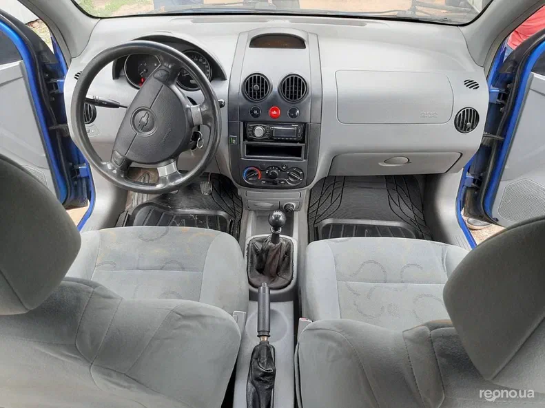 Chevrolet Aveo 2005 - 8