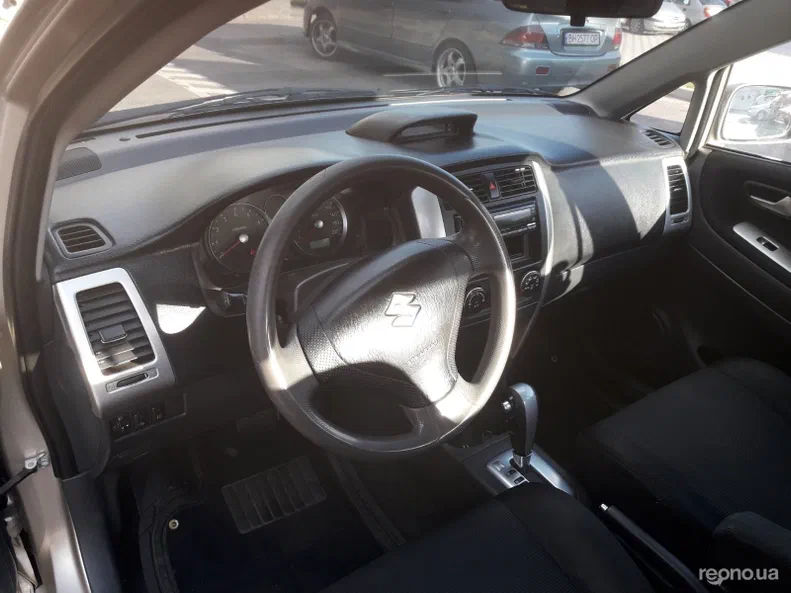 Suzuki Liana 2007 - 11
