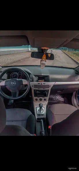 Opel Astra 2008 - 3