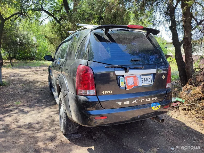 SsangYong Rexton 2004 - 7
