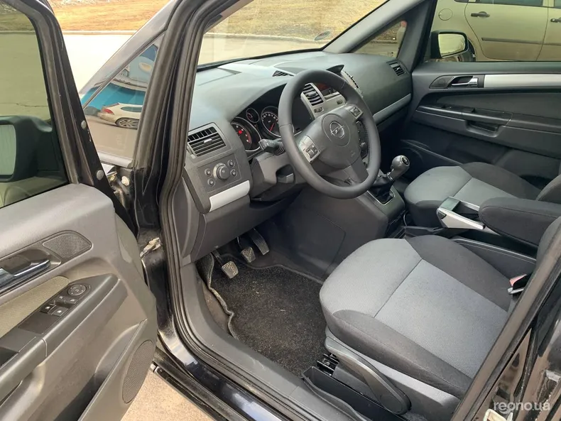 Opel Zafira 2006 - 12