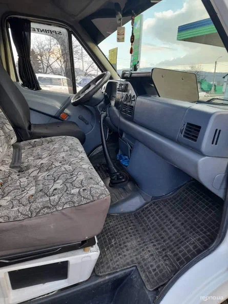 Mercedes-Benz 312D 1998