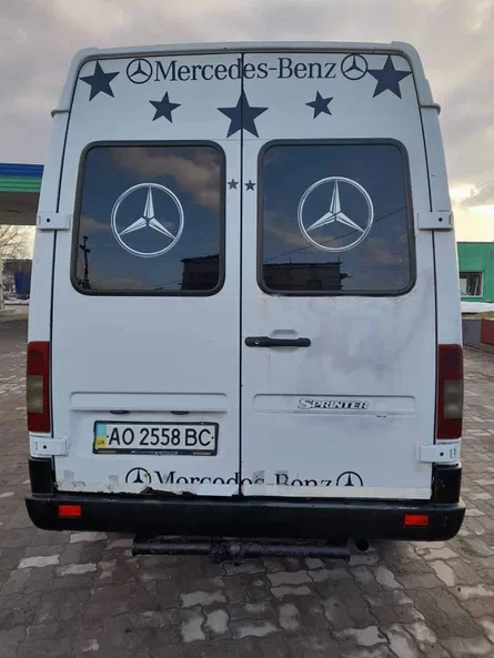 Mercedes-Benz 312D 1998 - 5
