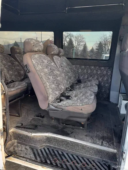 Mercedes-Benz 312D 1998