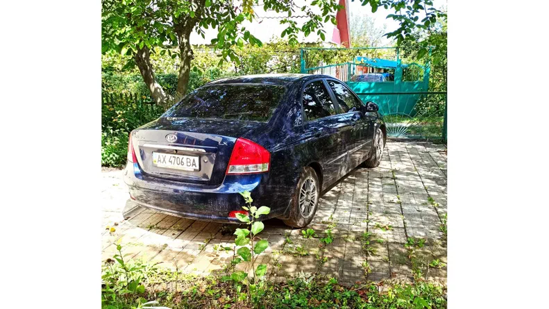 Kia Cerato 2007 - 5
