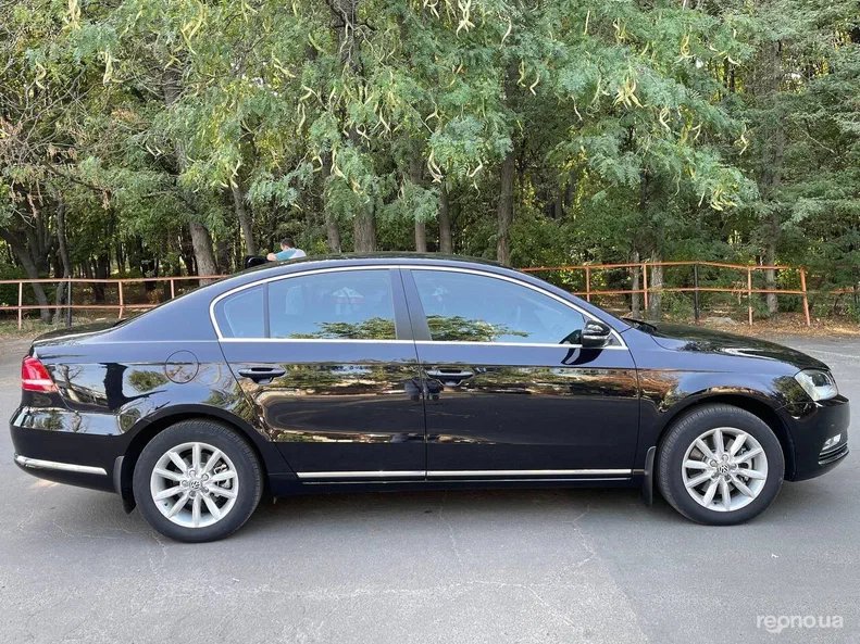 Volkswagen Passat 2011