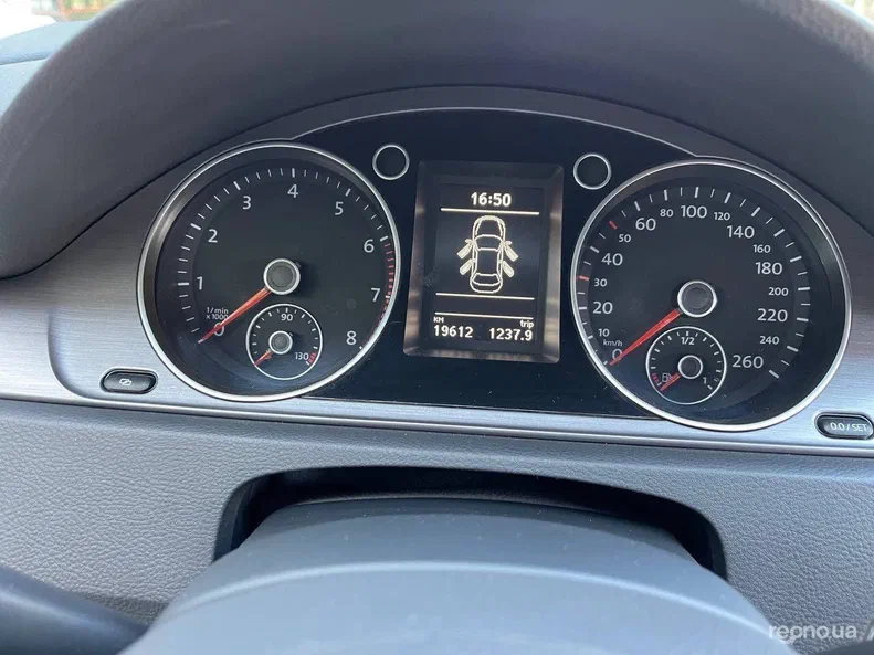 Volkswagen Passat 2011