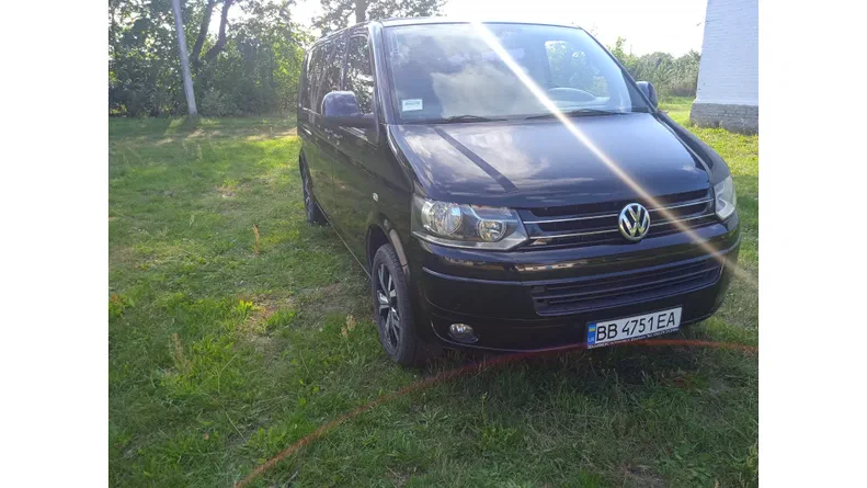 Volkswagen Caravelle 2011