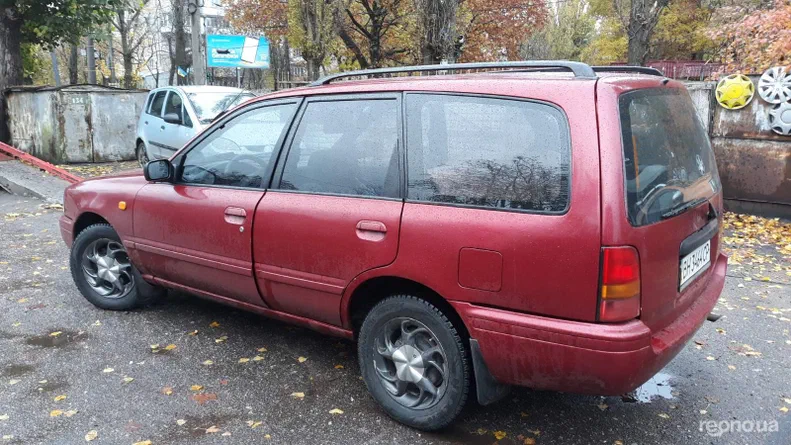 Nissan Sunny 1992 - 17