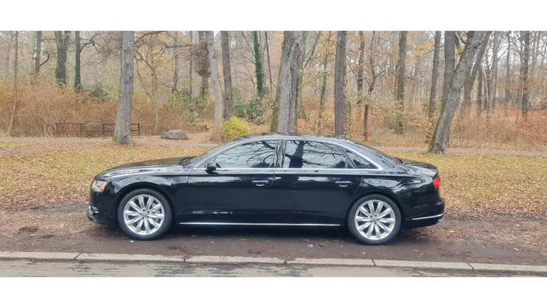 Audi A8 2016 - 15