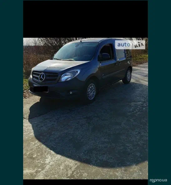 Mercedes-Benz Vito 2012