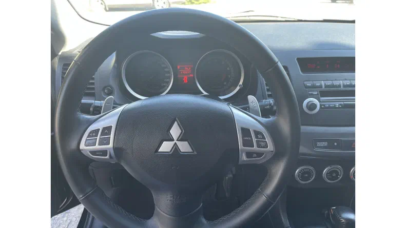 Mitsubishi Lancer 2008 - 6