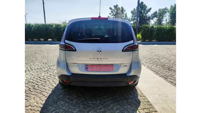 Renault Scenic 2015