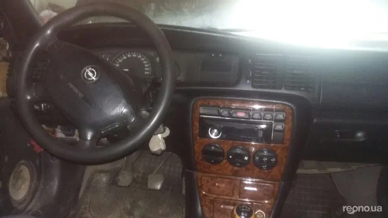Opel Vectra 1998