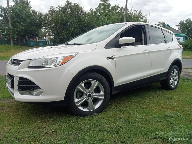 Ford Escape 2016 - 10