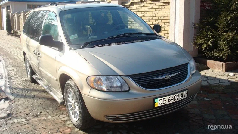 Chrysler Town & Country 2002