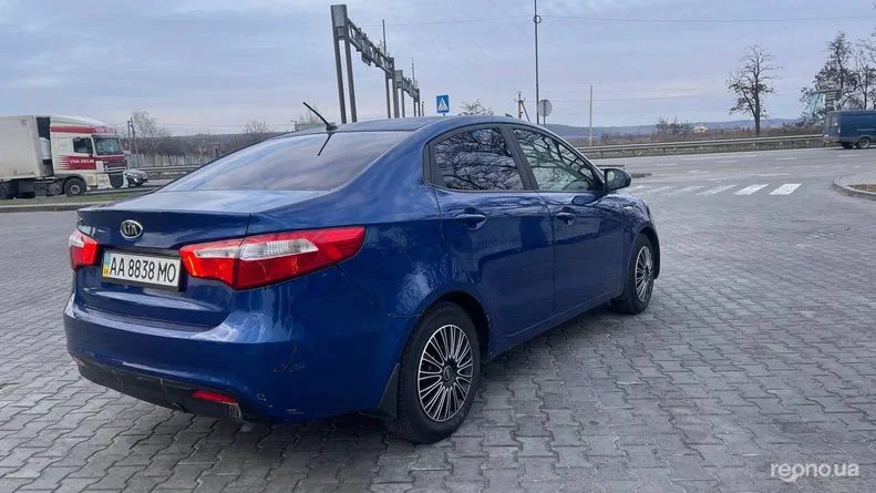 Kia Rio 2012