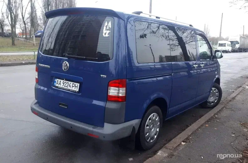 Volkswagen T5 (Transporter) пасс 2011