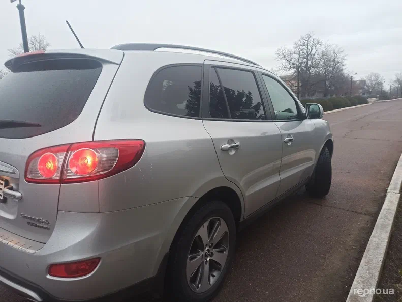 Hyundai Santa Fe 2012