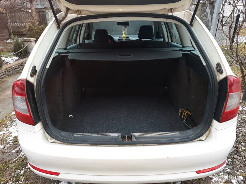 Skoda Octavia 2010 - 9